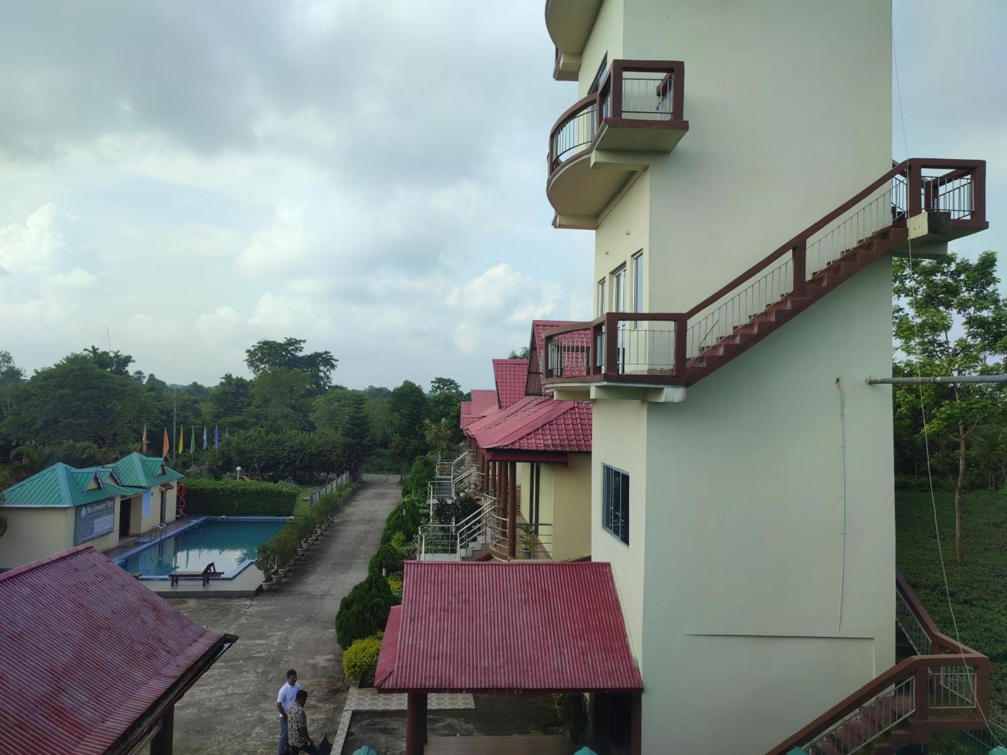 Maa Greenary View - A Holiday Resort Alipur Duar Exterior photo