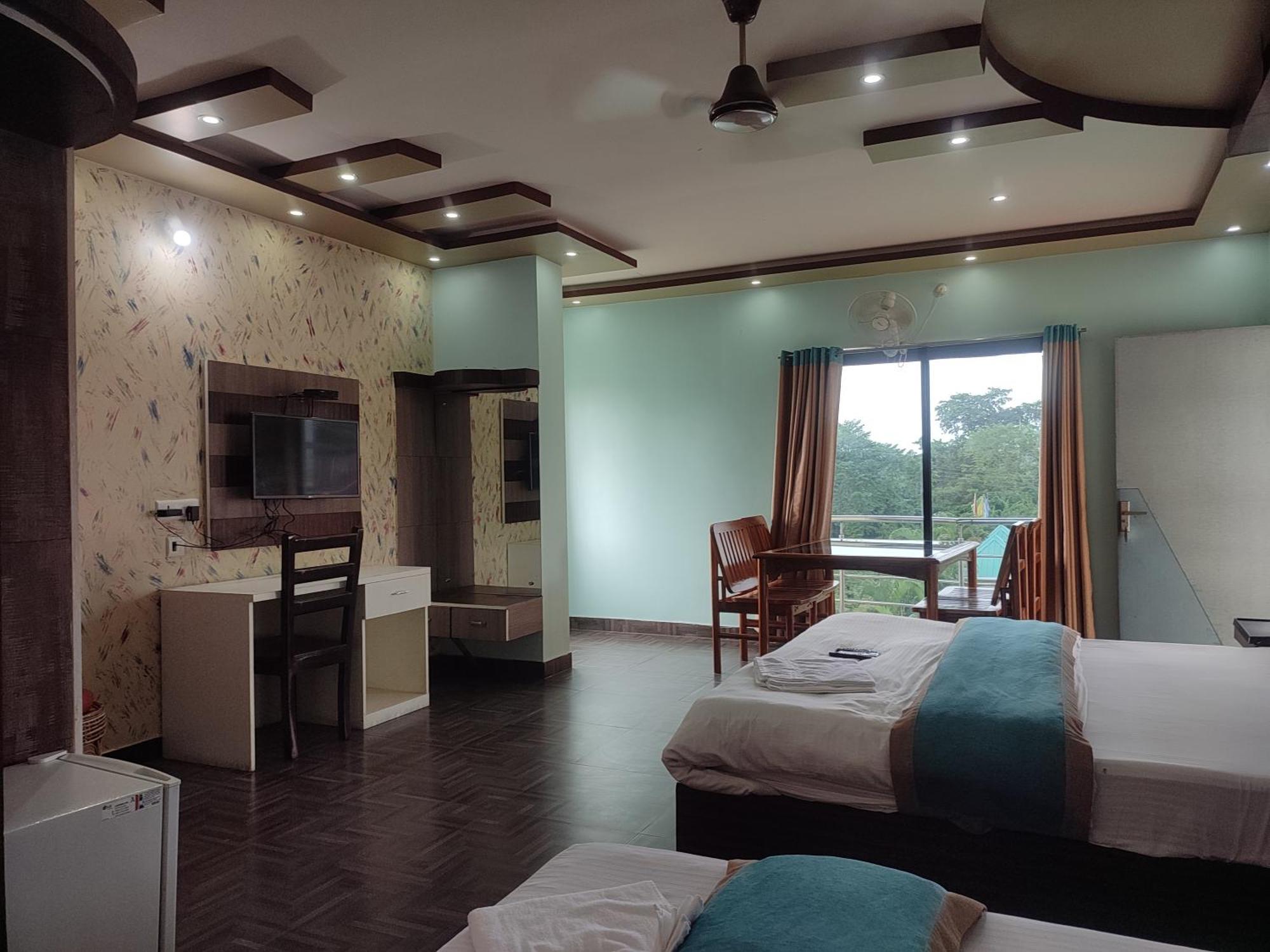 Maa Greenary View - A Holiday Resort Alipur Duar Exterior photo